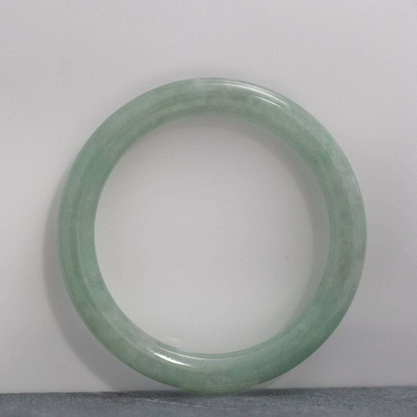 正圈圓條綠色豆種手鐲