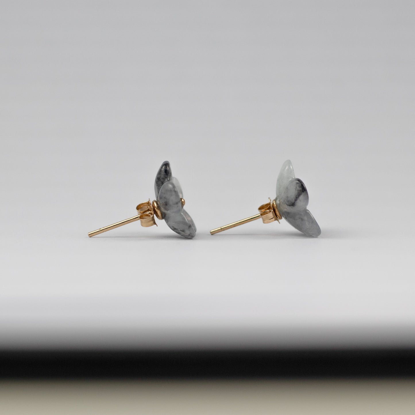 18K冰種烏雞耳環