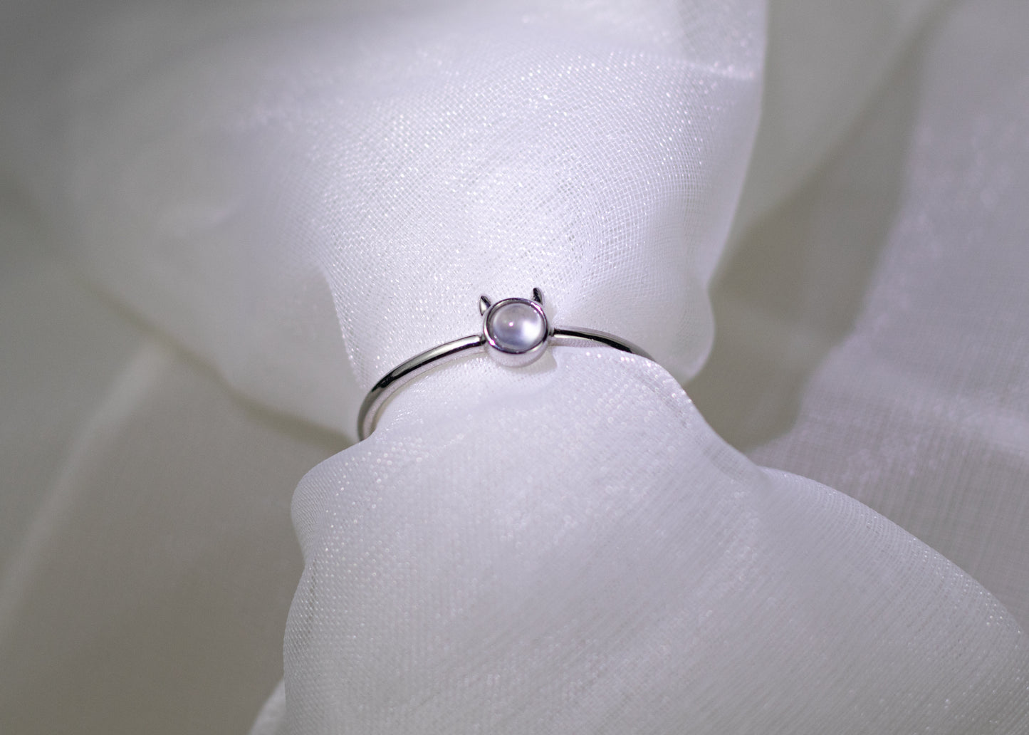 9K銀色鑽石白色冰種戒指生肖牛