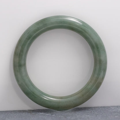 正圈圓條綠色糯種手鐲